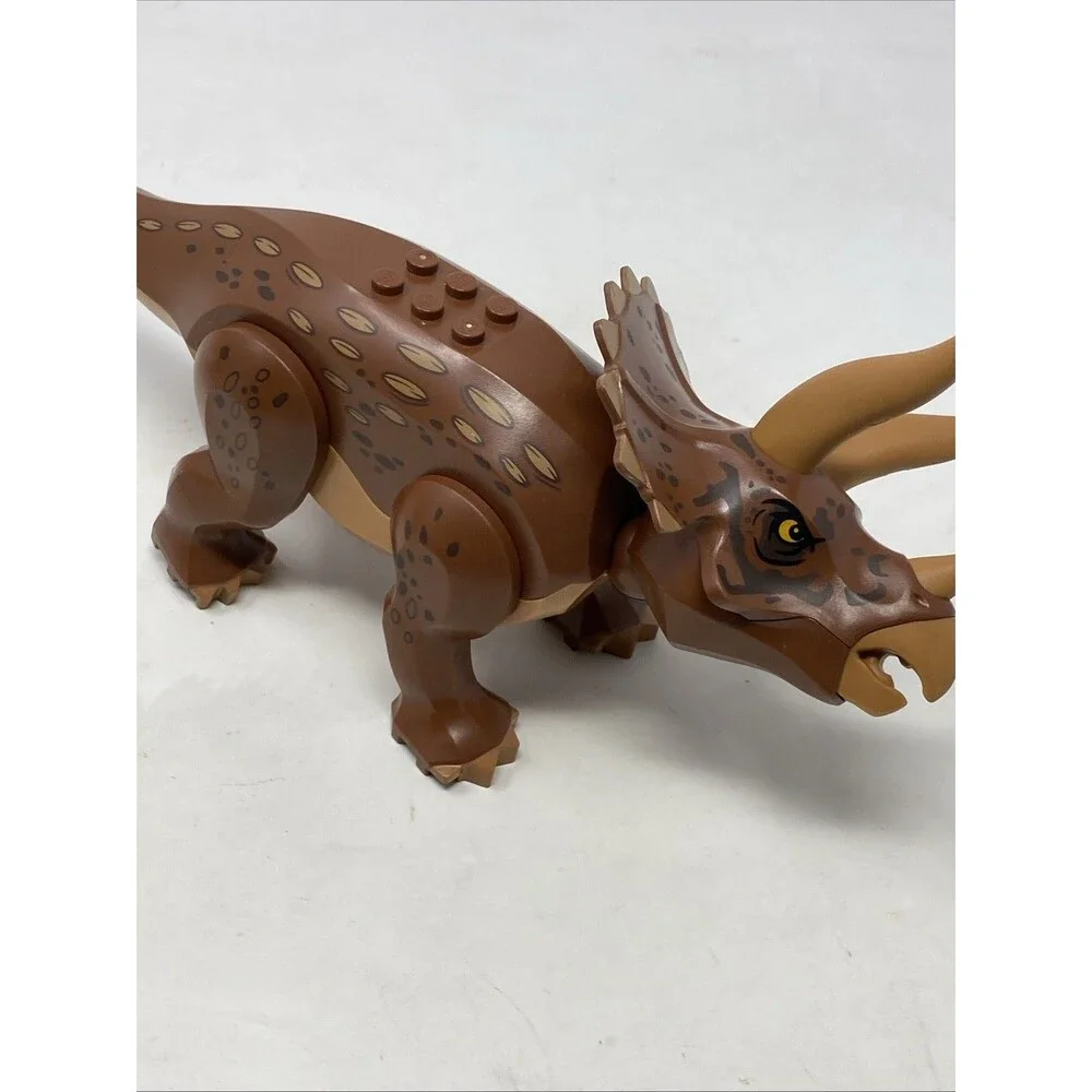 Lego Dinosaur Triceratops Minifigure Red Brown Jurassic World 76959 2010